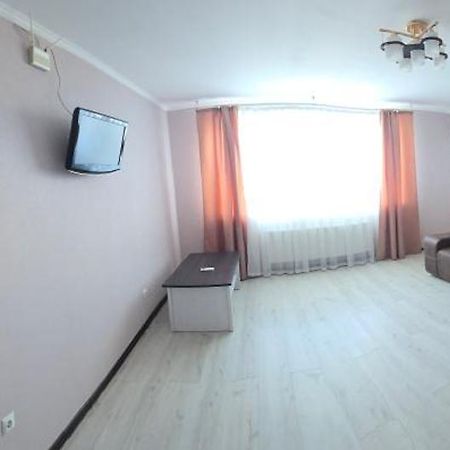 Apartment On Parkovaya Chornomorsk Luaran gambar